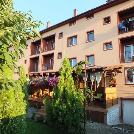 Pensiunea Larisa-2